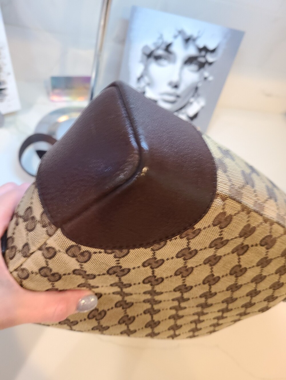 Gucci Vintage Brown GG Supreme Canvas Crossbody - Picture 15 of 15